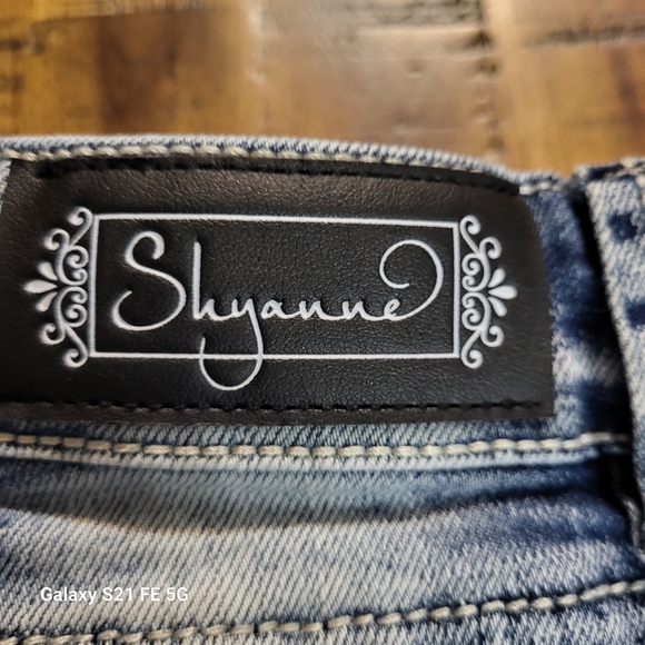 NWOT Shyanne Western Jeans Girl's Size 10 26 X 28 - Rise 8 1/2 - Picture 3 of 7